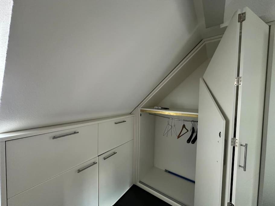 Panorama Penthouse In Wunderschoener Villa كاسيل المظهر الخارجي الصورة