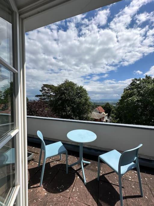 Panorama Penthouse In Wunderschoener Villa كاسيل المظهر الخارجي الصورة